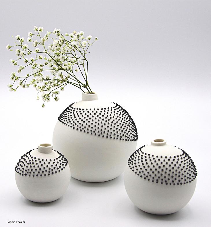 Vase perles noires